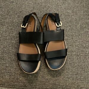 Naturalizer, sandals, platform, black with bac strap. Size 11.